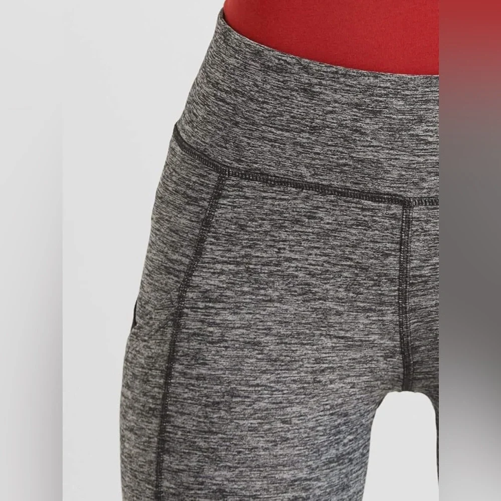 Jockey Women's Leggings with Side Pockets and Stay‎ Dry Technology